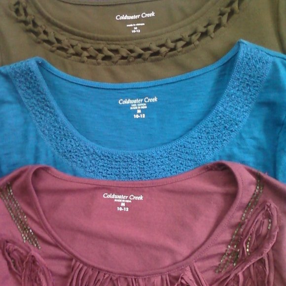 Bundle of 5 tops. - Picture 6 of 6